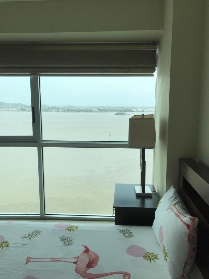 Suites Emporium Guayaquil Exterior photo